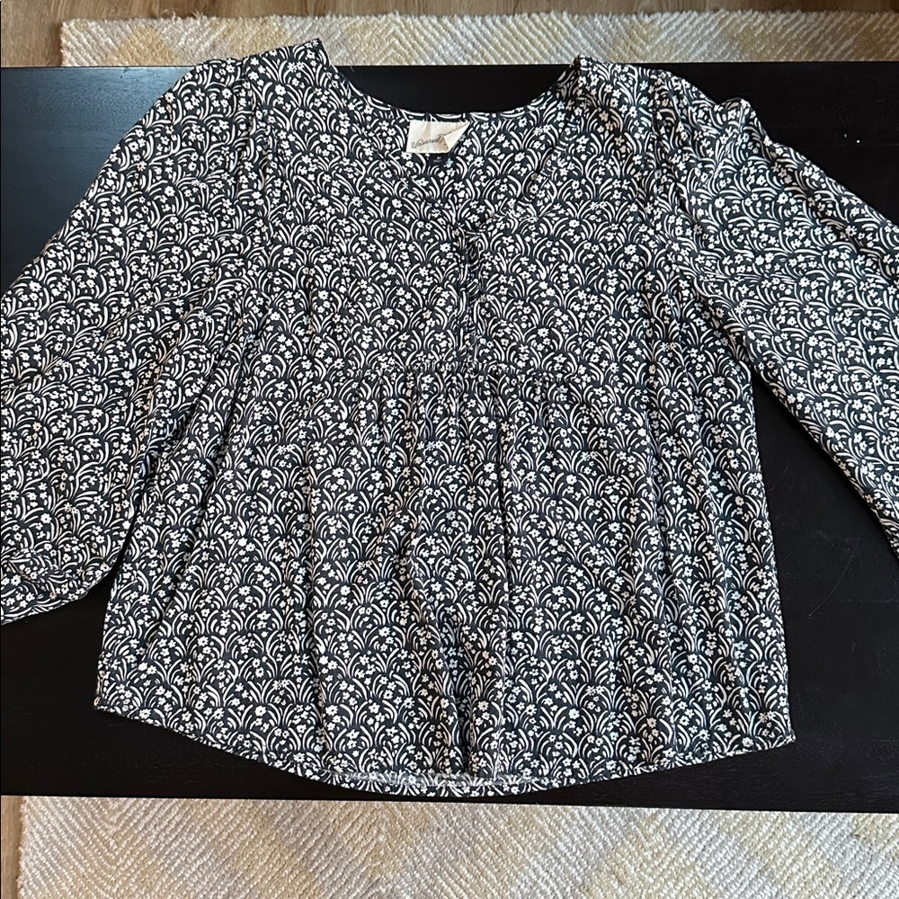 Universal Thread boho flowy popover top - Picture 10 of 10